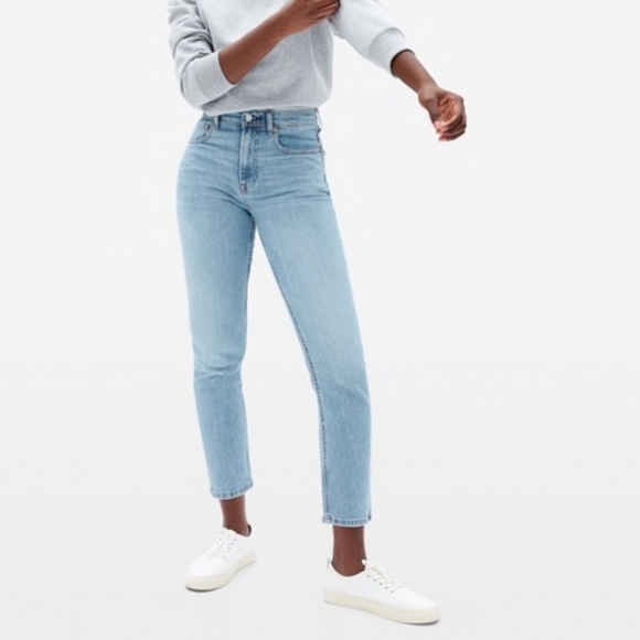 Everlane Denim - Everlane the cheeky jean crop light wash ankle high rise 26